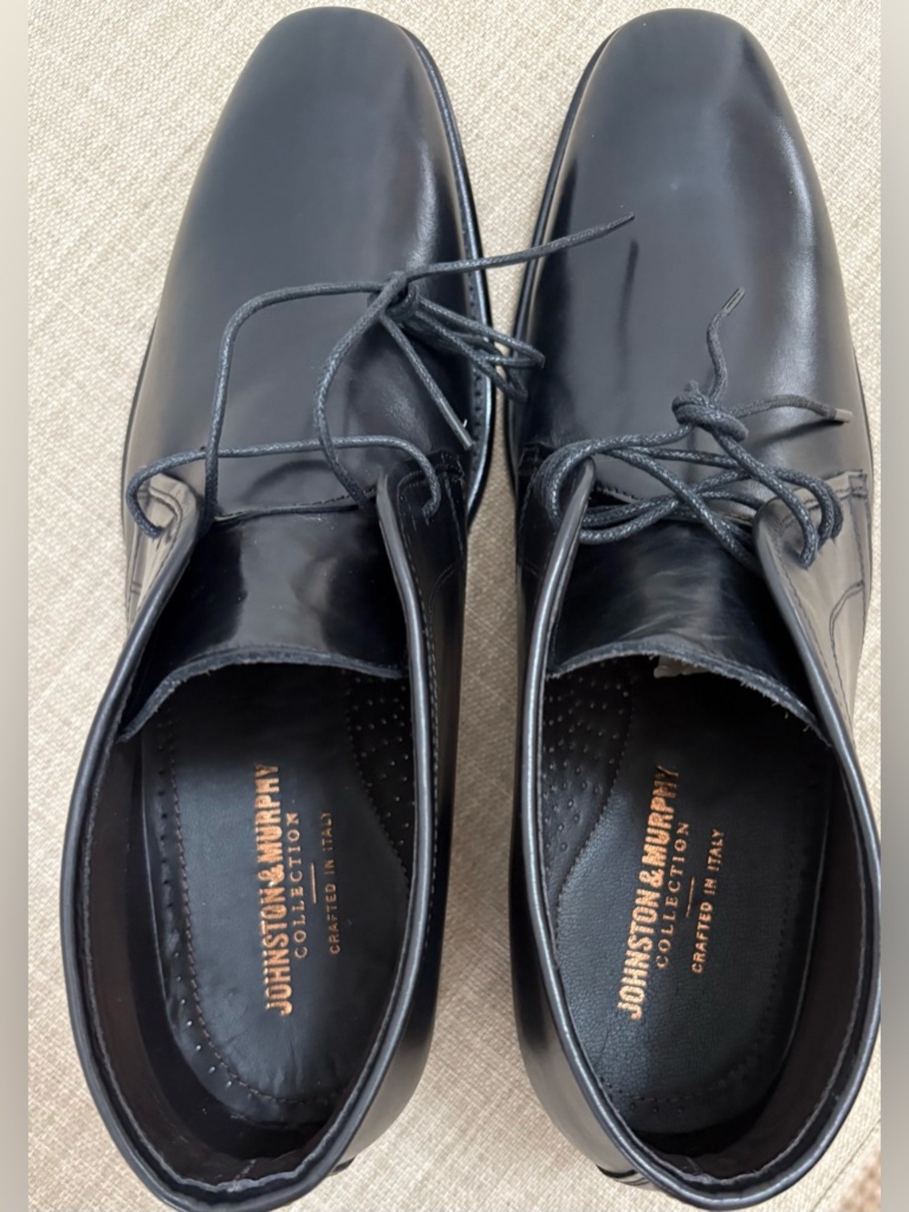 Johnston & Murphy Black Leather Men’s Chukka Boots